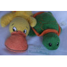 TCM Tchibo - zwei Plüschtiere - Badetier Ente Schnatti und Staubtier Plüschtier Schildkröte